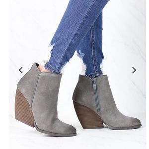 Very Volatile - Grey Wedge Suede Ankle Bootie